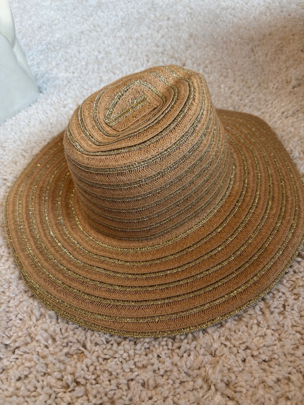 15.25” women’s gold sunhat 50+ UPF